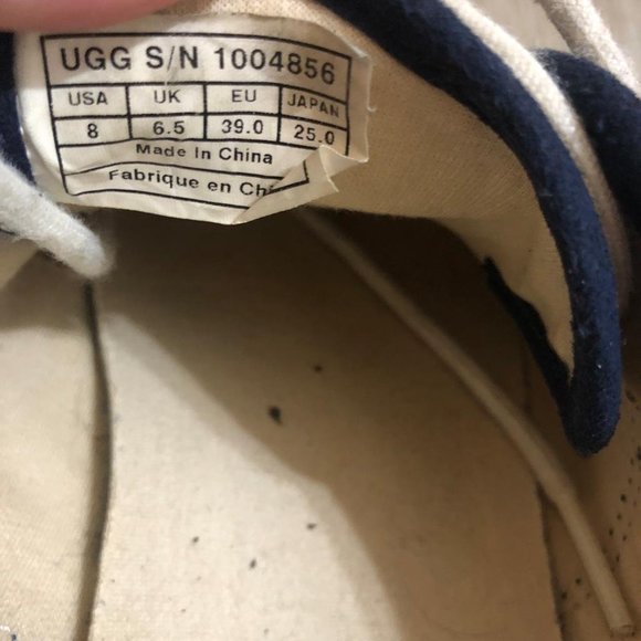 Authentic UGG Sneakers Size 8 - Picture 5 of 5